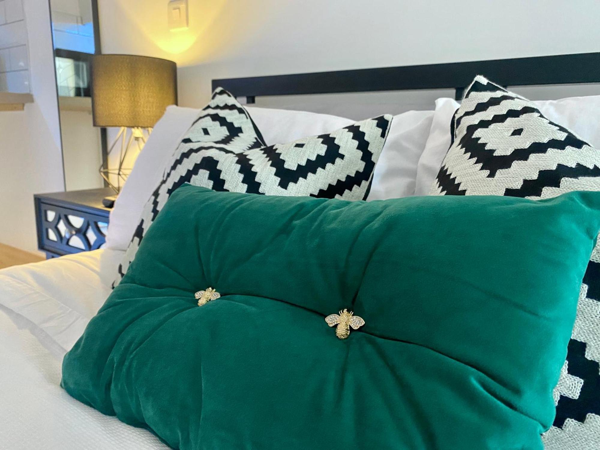 Stylish Studio Apartment In Centre Of St Clears Zewnętrze zdjęcie