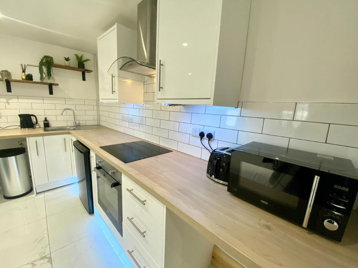 Stylish Studio Apartment In Centre Of St Clears Zewnętrze zdjęcie